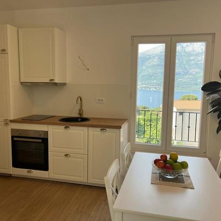 Apartments Laura 科尔丘拉 外观 照片