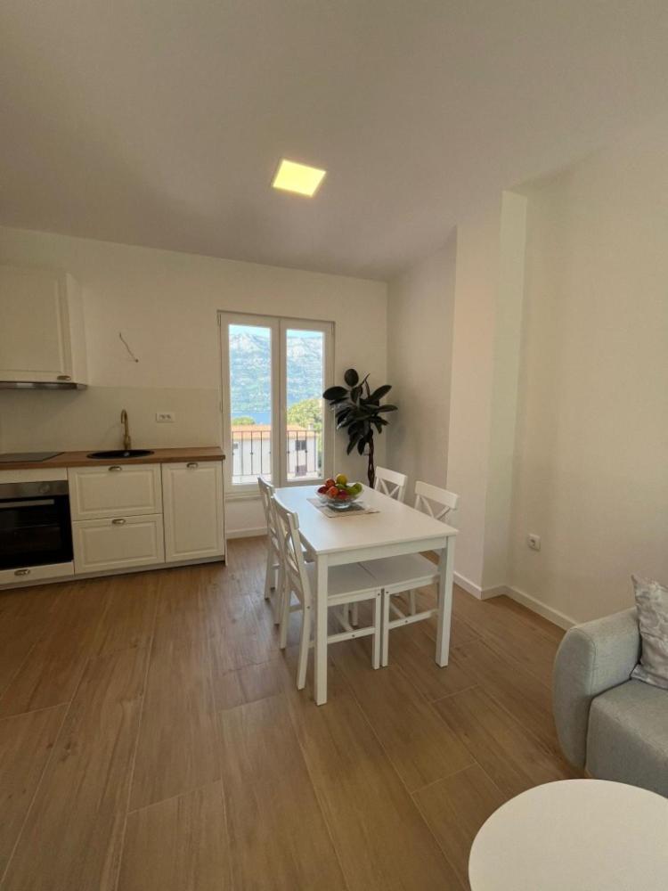 Apartments Laura 科尔丘拉 外观 照片