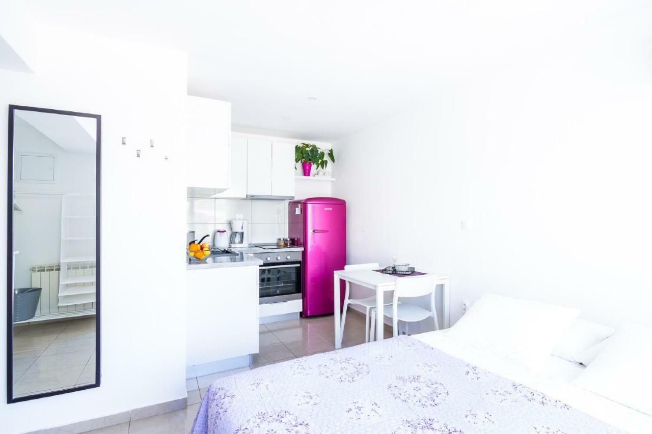 Apartments Laura 科尔丘拉 外观 照片